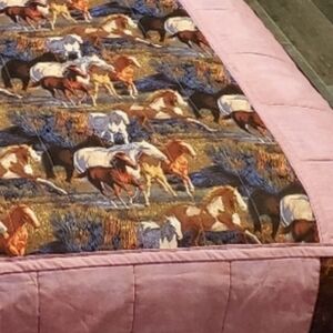 Reversible Quilt Spread Western Horses and Paisley - Queen